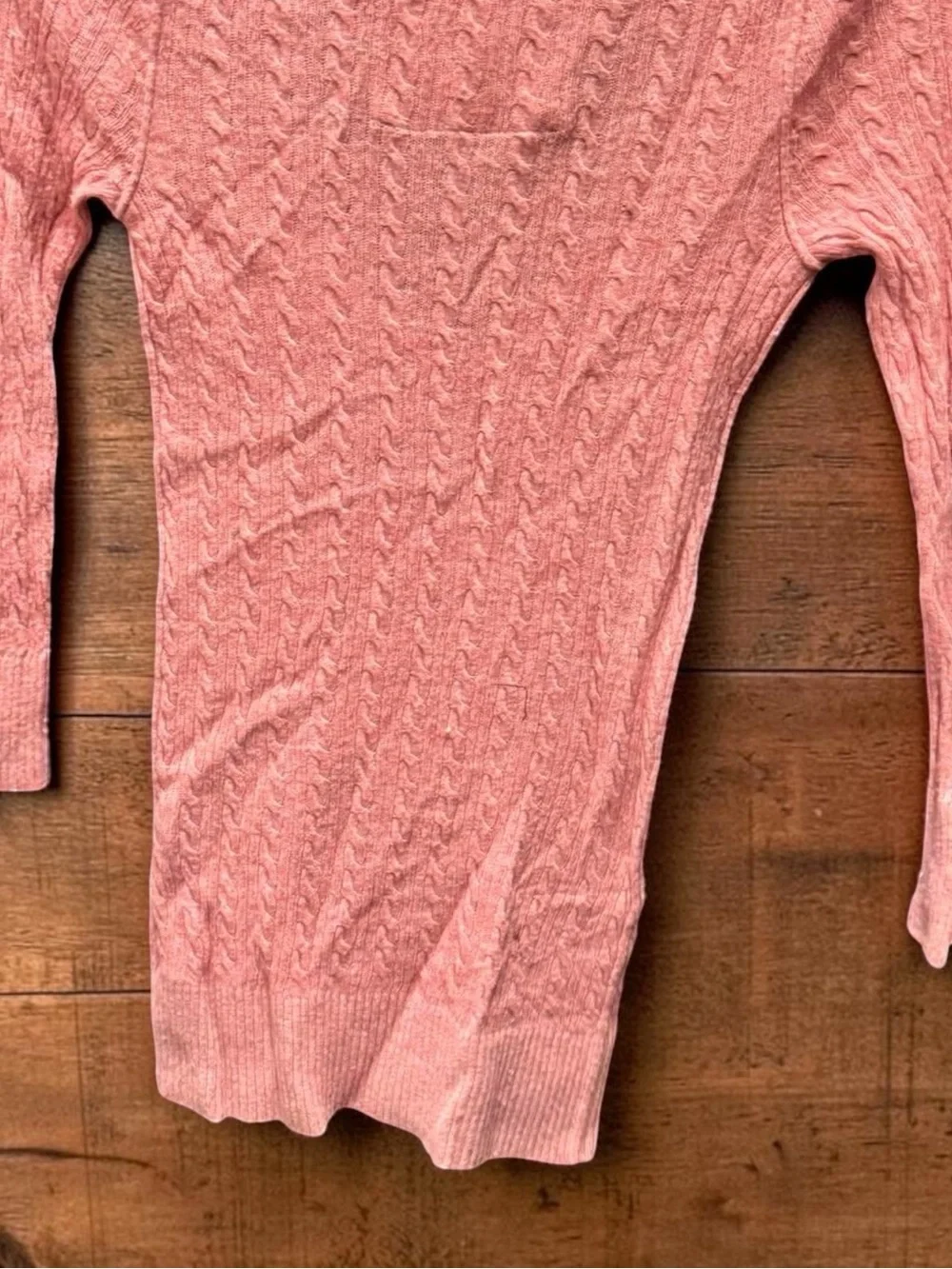 Abercrombie & Fitch Pink Cable V-Neck Sweater MEDIUM - Picture 7 of 7